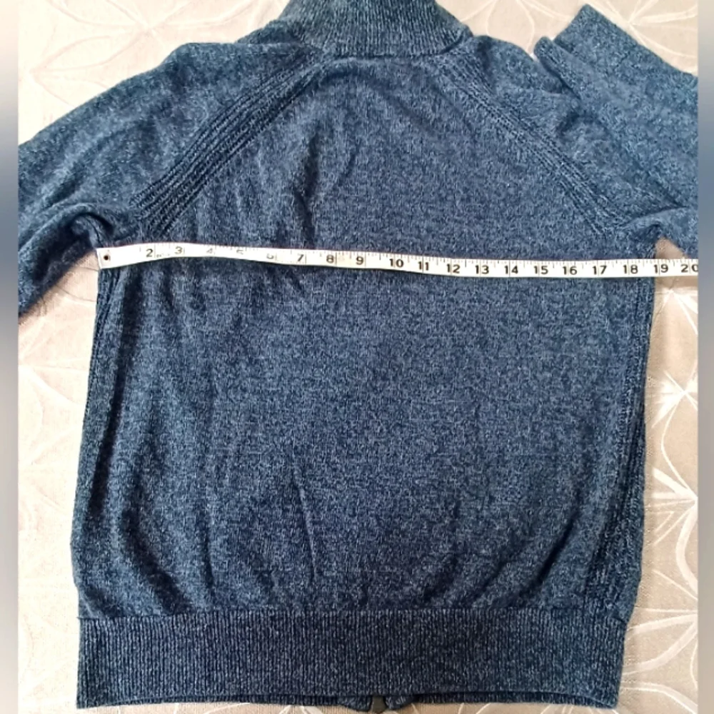 Banana Republic,  Men's Performance Linen, Zip Sweater!